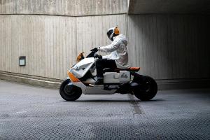 Urbane Elektroroller-Studie von BMW