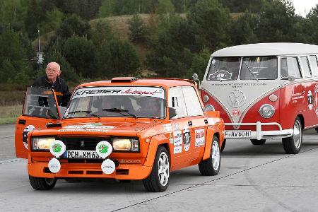 Zeitreise: Unterwegs im VW T1 von 1962