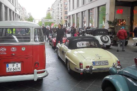 Zeitreise: Unterwegs im VW T1 von 1962