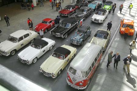 Zeitreise: Unterwegs im VW T1 von 1962