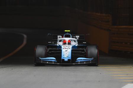 So herzhaft lacht Mercedes über und mit Lewis Hamilton!