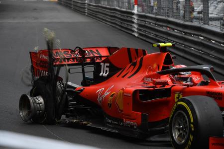 So herzhaft lacht Mercedes über und mit Lewis Hamilton!