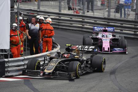 So herzhaft lacht Mercedes über und mit Lewis Hamilton!