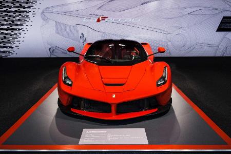 Scuderia Ferrari wird 90: Zwei Ausstellungen in Maranello