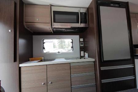 Der Jurassic MegaRaptor Overlander muss der coolste Offroad-Camper sein