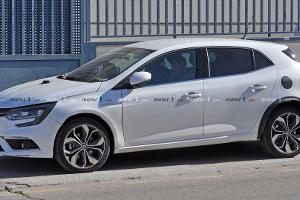Renault Megane Hybrid (2020) Erlkönig erwischt