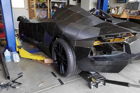 Physiker und sein Sohn 3D-drucken einen Lamborghini Aventador