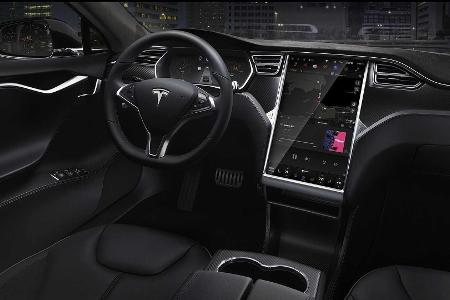 Porsche Taycan im Vergleich mit Porsche Panamera und Tesla Model S