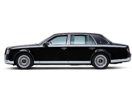 Toyota Century Cabriolet für den neuen japanischen Kaiser