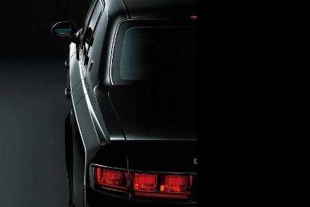 Toyota Century Cabriolet für den neuen japanischen Kaiser