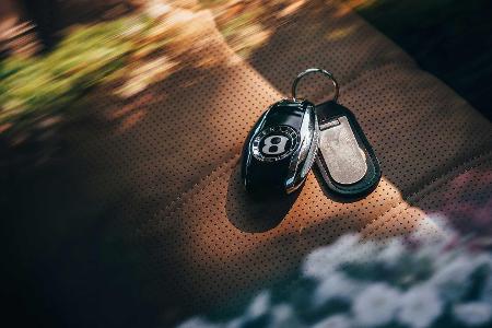 Bentley Bentayga Hybrid: Das Monster-SUV wird elektrifiziert