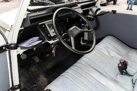 Zeitreise: Unterwegs im Citroën 2CV