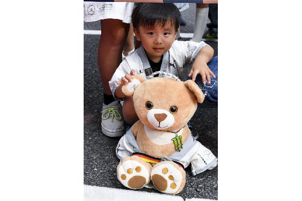 Wir lieben Japan: Die verrücktesten Formel-1-Fans in Suzuka