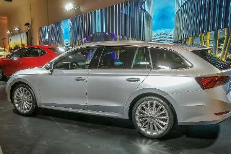 Skoda Octavia (2020) Live