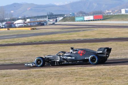 Erste Fahrbilder vom neuen Alfa Romeo C39