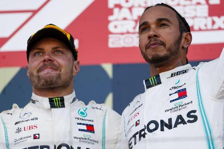Nur Valtteri Bottas (li.) kann Lewis Hamilton noch vom WM-Titelgewinn abhalten Nur Valtteri Bottas (li.) kann Lewis Hamilton noch vom WM-Titelgewinn abhalten