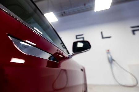 Tesla-Update: Mehr Reichweite, verbesserte Navigation und mehr.