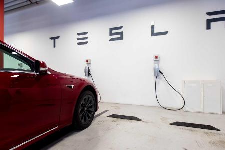 Tesla-Update: Mehr Reichweite, verbesserte Navigation und mehr.