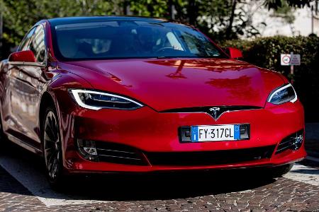 Tesla-Update: Mehr Reichweite, verbesserte Navigation und mehr.