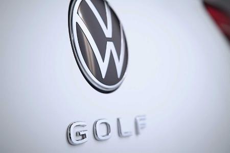 VW Golf 8 glänzt in Mega-Galerie mit mehr als 200 Bildern