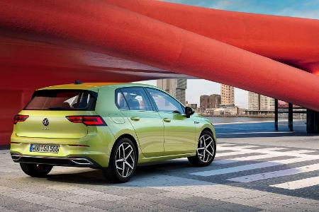 VW Golf 8 glänzt in Mega-Galerie mit mehr als 200 Bildern