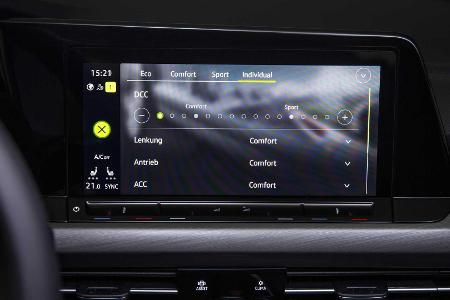 VW Golf 8 glänzt in Mega-Galerie mit mehr als 200 Bildern