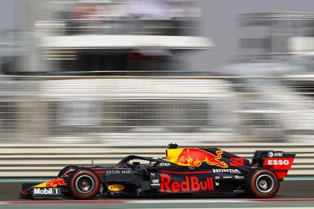 Max Verstappen sorgte für Abwechslung bei den Bestzeiten in Abu Dhabi Max Verstappen sorgte für Abwechslung bei den Bestzeiten in Abu Dhabi