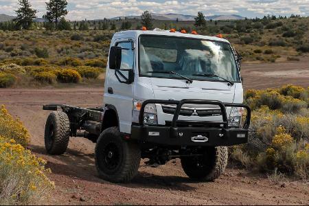 EarthCruiser zeigt neue EXP und FX Expeditionsfahrzeuge mit V8