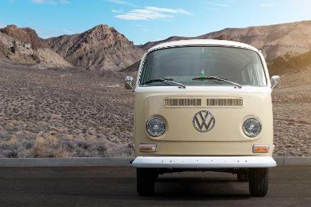 Elektrischer VW T2 von Volkswagen of America und EV West