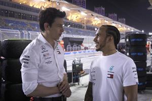 Toto Wolff: Chance auf Hamilton-Wechsel zu Ferrari bei "25 Prozent"