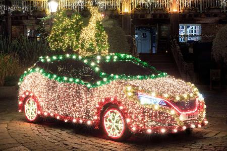 Nissan Leaf: Driving Ohm for Christmas