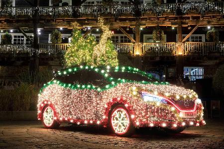 Nissan Leaf: Driving Ohm for Christmas