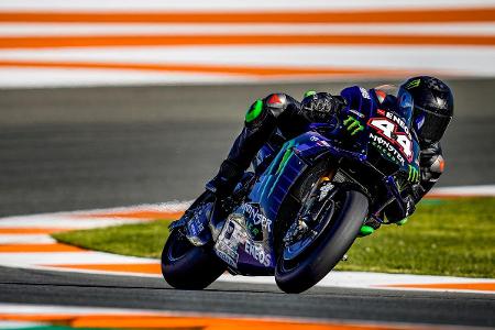 Lewis Hamilton fuhr mit der aktuellen 2019er-Maschine von Valentino Rossi.