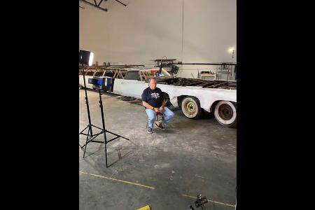Das längste Auto der Welt ist ein Cadillac Eldorado mit 26 Rädern