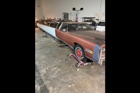 Das längste Auto der Welt ist ein Cadillac Eldorado mit 26 Rädern