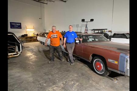 Das längste Auto der Welt ist ein Cadillac Eldorado mit 26 Rädern
