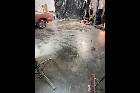 Das längste Auto der Welt ist ein Cadillac Eldorado mit 26 Rädern