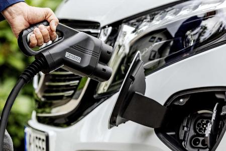 Mercedes EQV: Elektrische V-Klasse debütiert mit 405 km Reichweite