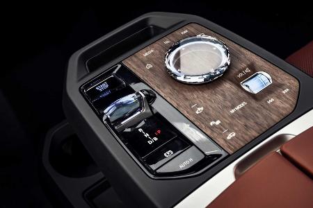 Aus BMW Vision iNext wird BMW iX: Elektro-SUV kommt Ende 2021