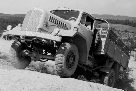 Mercedes-Benz L 6600: Legendärer Laster