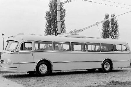 Mercedes-Benz L 6600: Legendärer Laster