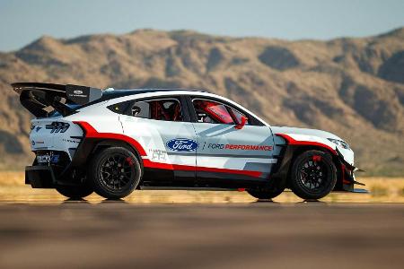Ford Mustang Mach-E 1400: Superstarke Rennmaschine
