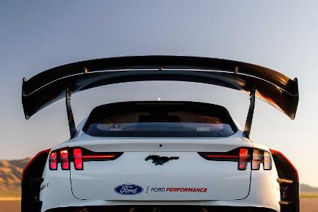 Ford Mustang Mach-E 1400: Superstarke Rennmaschine