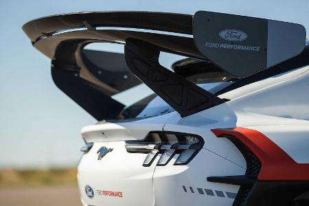 Ford Mustang Mach-E 1400: Superstarke Rennmaschine