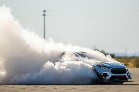Ford Mustang Mach-E 1400: Superstarke Rennmaschine