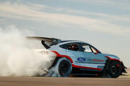 Ford Mustang Mach-E 1400: Superstarke Rennmaschine