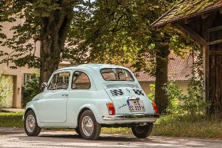 Zeitreise: Unterwegs im alten Fiat 500