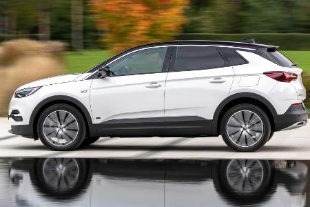 Opel Grandland X Hybrid4: Wie man den Plug-in-Hybrid auflädt