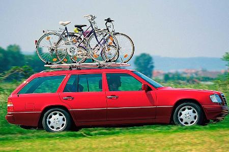 Mercedes S 124: Das zweite T-Modell wird 35