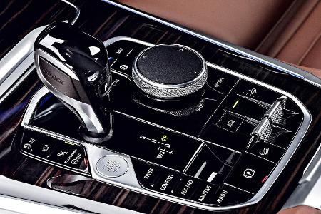 BMW X5 und X6 xDrive40d mit neuem Reihensechszylinder-Diesel